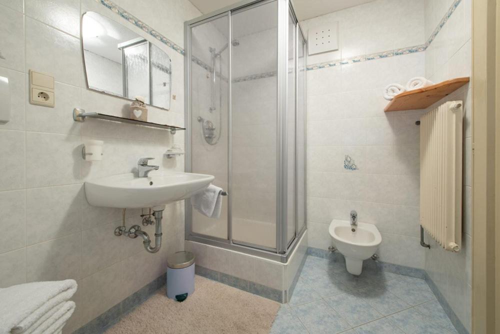 Kradorferhof Apartment Santa Maddalena in Casies Phòng bức ảnh